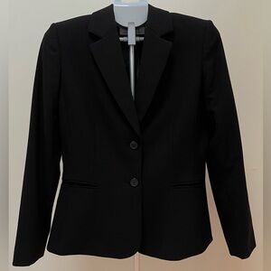 Tahari Arthur S. Levine Classic Black Women's Blazer